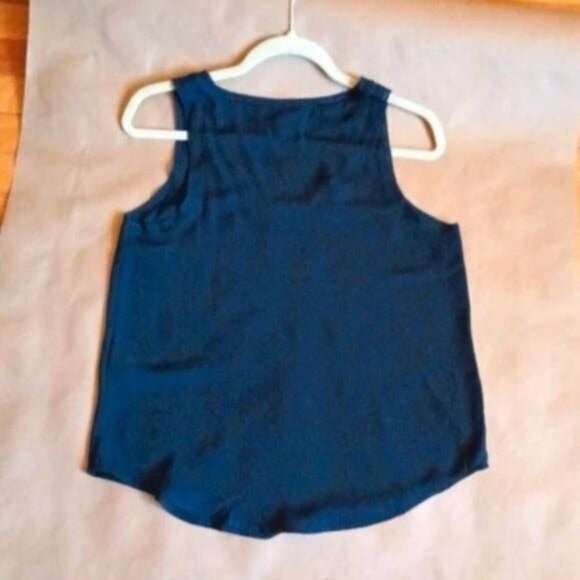 Banana Republic Blue Sleveless Summer  Top  XS - Picture 5 of 6